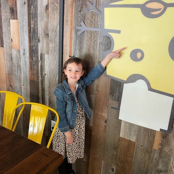 Meet your Posher, Anjj - Picture 4 of 6